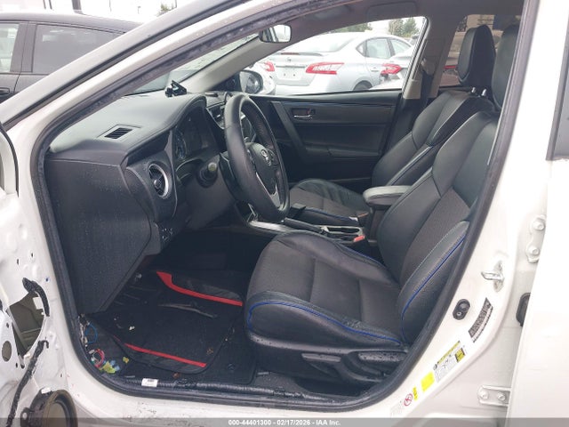 Toyota COROLLA SE 2018 5YFBURHEXJP777861 Image 5