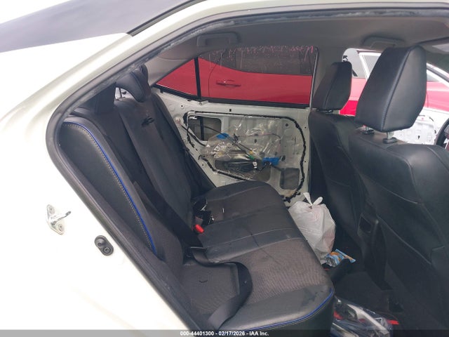 Toyota COROLLA SE 2018 5YFBURHEXJP777861 Image 8