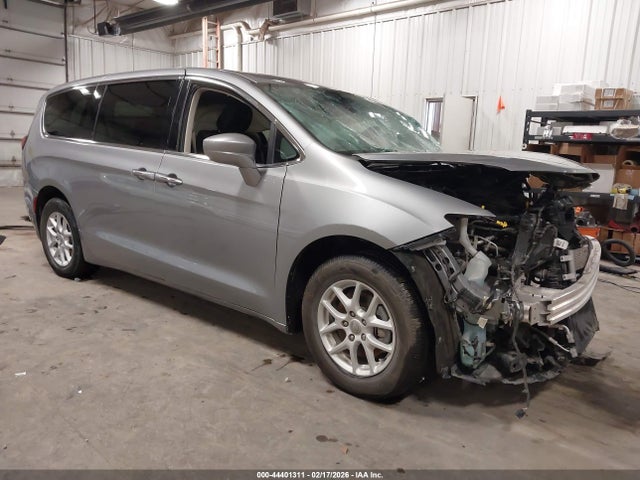 Продаж на аукціоні авто 2020 Chrysler Pacifica Touring, vin: 2C4RC1FG1LR158298, номер лоту: 44401311