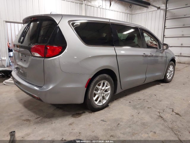 Продажа на аукционе авто 2020 Chrysler Pacifica Touring, vin: 2C4RC1FG1LR158298, номер лота: 44401311