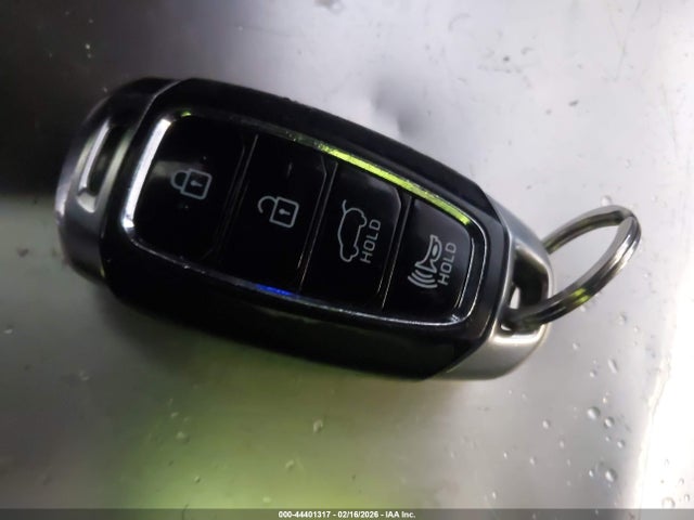 KM8K63A55MU691328 Hyundai Kona Night