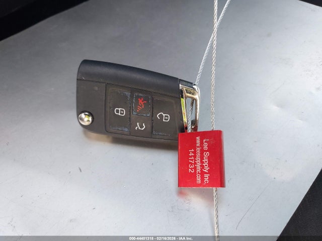 44401318 :رقم المزاد ، 3VVRB7AX1RM201021 vin ، 2024 Volkswagen Tiguan 2.0t S مزاد بيع