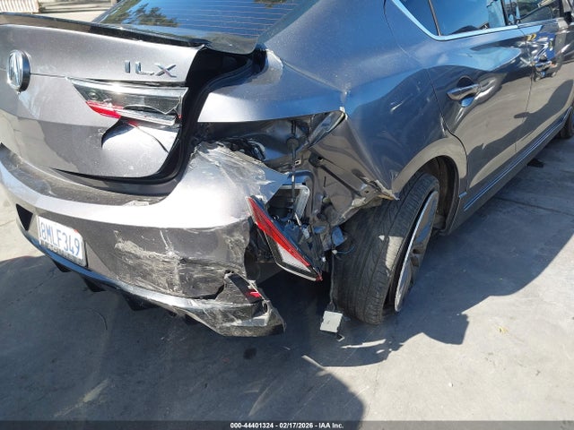 44401324 :رقم المزاد ، 19UDE2F81KA015035 vin ، 2019 Acura Ilx Premium   A-spec Packages/technology   A-spec Packages مزاد بيع