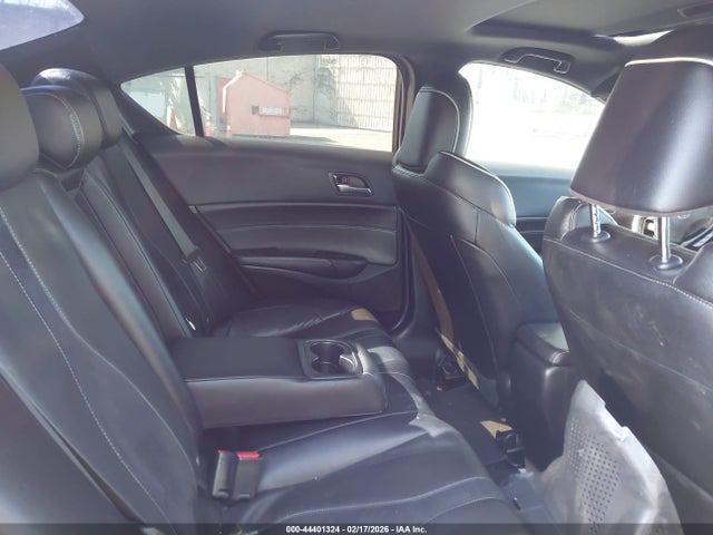 44401324 :رقم المزاد ، 19UDE2F81KA015035 vin ، 2019 Acura Ilx Premium   A-spec Packages/technology   A-spec Packages مزاد بيع