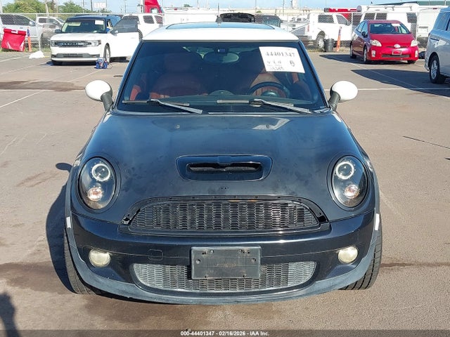 2008 MINI COOPER S WMWMF73528TV32261 Photo 5