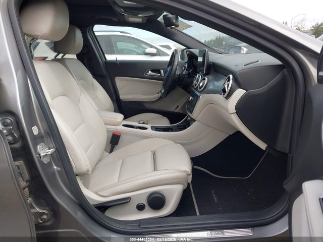WDCTG4GB3GJ255120 Mercedes-Benz Gla 250 4matic