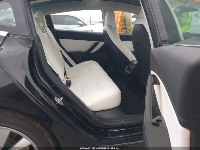 Aukcja sprzedaży 2018 Tesla Model 3, vin: 5YJ3E1EA9JF177929, numer aukcji: 44401358