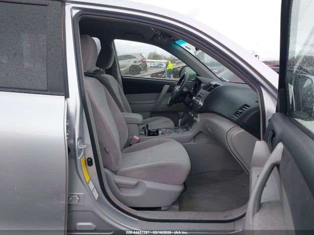 44401361 :رقم المزاد ، JTEES41A582052153 vin ، 2008 Toyota Highlander مزاد بيع