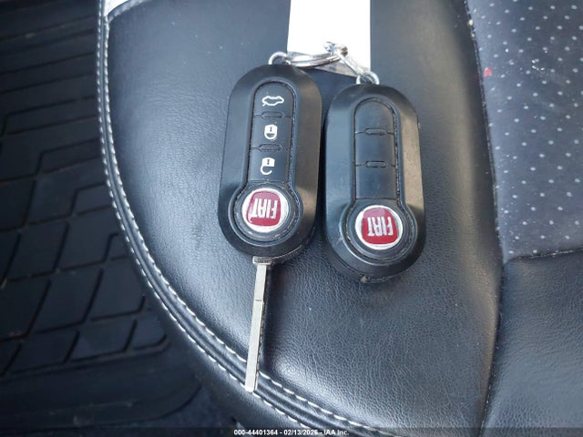 2017 FIAT 500E 3C3CFFGE8HT579984 Photo 10