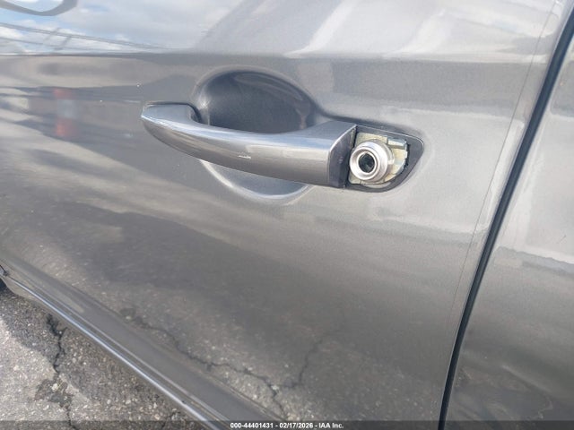 Hyundai ELANTRA SEL 2019 5NPD84LF5KH445017 Image 18