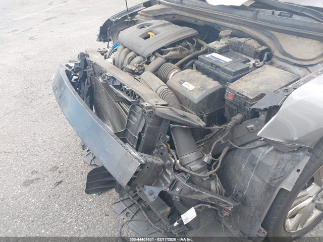 Hyundai ELANTRA SEL 2019 5NPD84LF5KH445017 Image 19