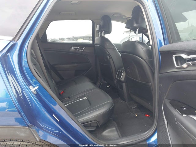 Продажа на аукционе авто 2023 Kia Sportage Ex, vin: 5XYK33AF8PG044059, номер лота: 44401458