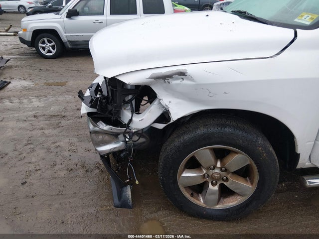 Продаж на аукціоні авто 2018 Ram 1500 Big Horn  4x4 5'7 Box, vin: 3C6RR7LG0JG195911, номер лоту: 44401468