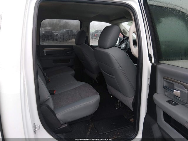 Продаж на аукціоні авто 2018 Ram 1500 Big Horn  4x4 5'7 Box, vin: 3C6RR7LG0JG195911, номер лоту: 44401468