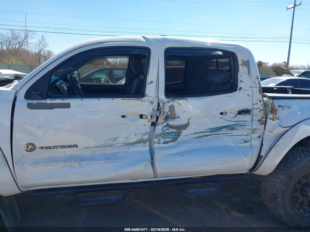3TMJU4GN5EM171624 Toyota Tacoma Prerunner V6
