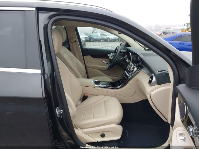 2021 MERCEDES-BENZ GLC 300 W1N0G8EB2MF977592 Photo 4