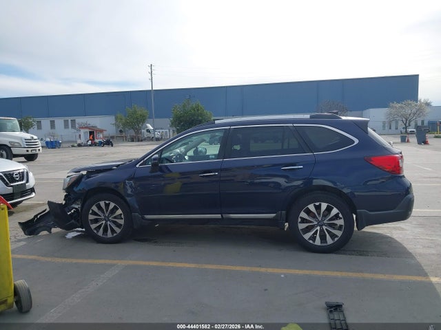 4S4BSETC9J3243212 Subaru Outback 3.6r Touring