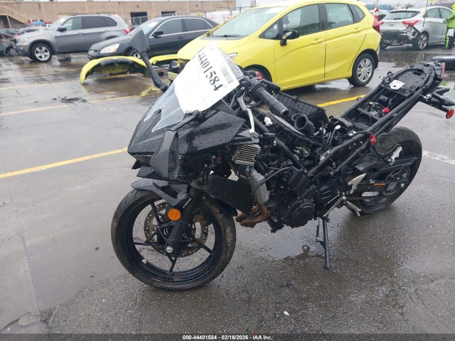 44401584 :رقم المزاد ، ML5EXGG11RDA29258 vin ، 2024 Kawasaki Ex500 مزاد بيع