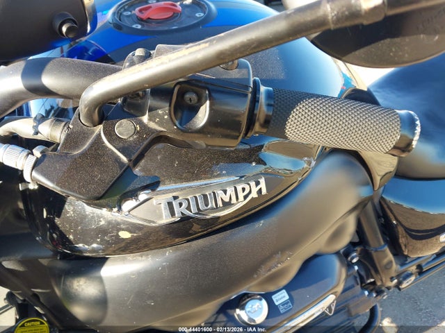 SMTC02L43JJ856302 Triumph Motorcycle Rocket Iii Roadster