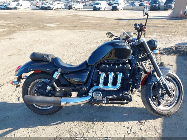 SMTC02L43JJ856302 Triumph Motorcycle Rocket Iii Roadster
