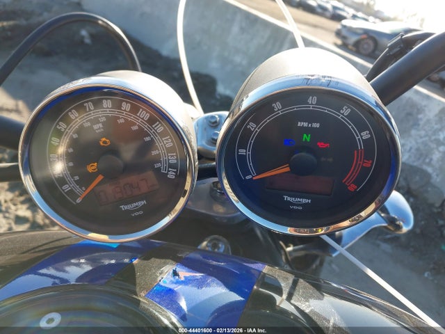 SMTC02L43JJ856302 Triumph Motorcycle Rocket Iii Roadster