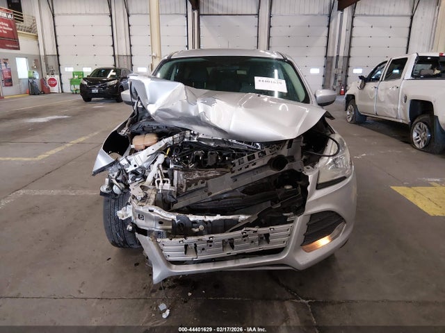 1FMCU9G9XGUC29410 Ford ESCAPE SE