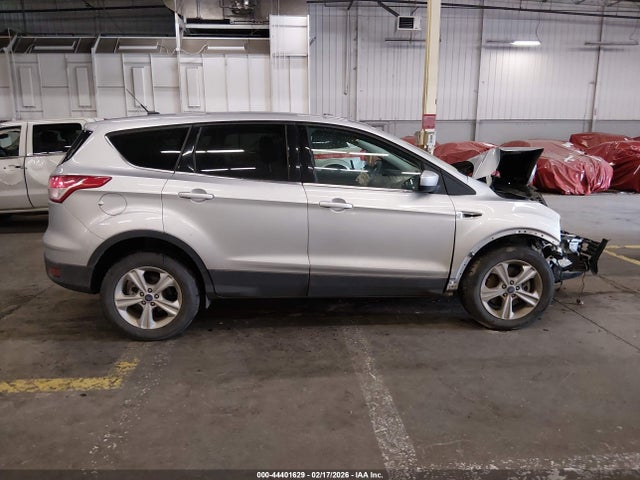 1FMCU9G9XGUC29410 Ford ESCAPE SE
