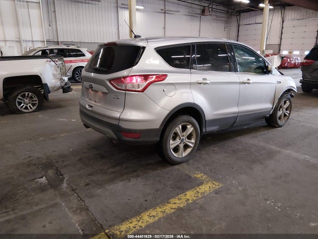 1FMCU9G9XGUC29410 Ford ESCAPE SE