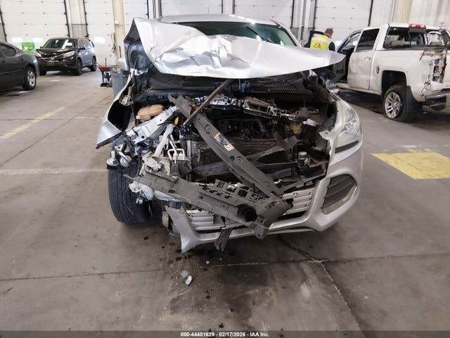 1FMCU9G9XGUC29410 Ford ESCAPE SE