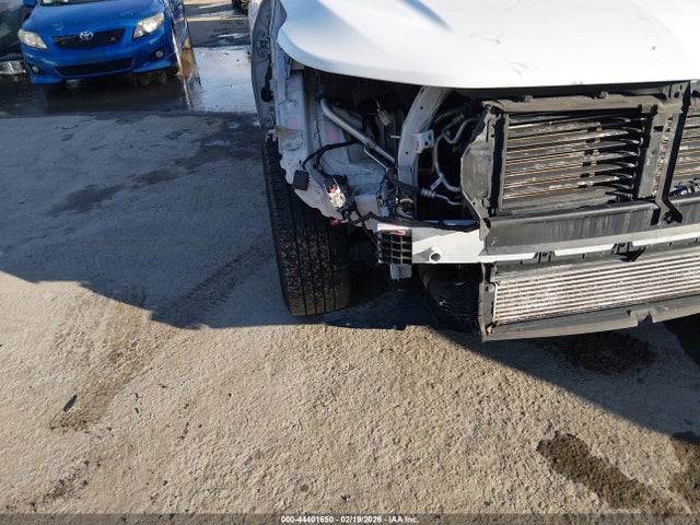3GNAXXEV3KL174154 Chevrolet Equinox Premier