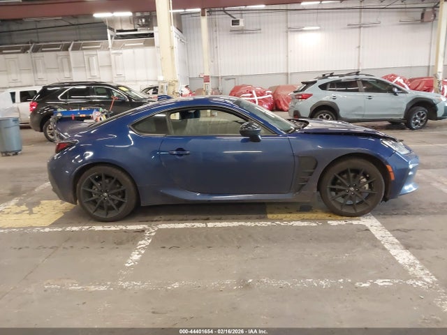 Toyota Gr86 Premium 2023 JF1ZNBE13P9760358 Image 13