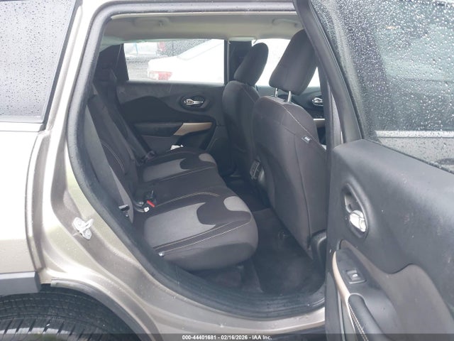 Jeep Cherokee Latitude 4x4 2018 1C4PJMCB5JD603519 Image 8