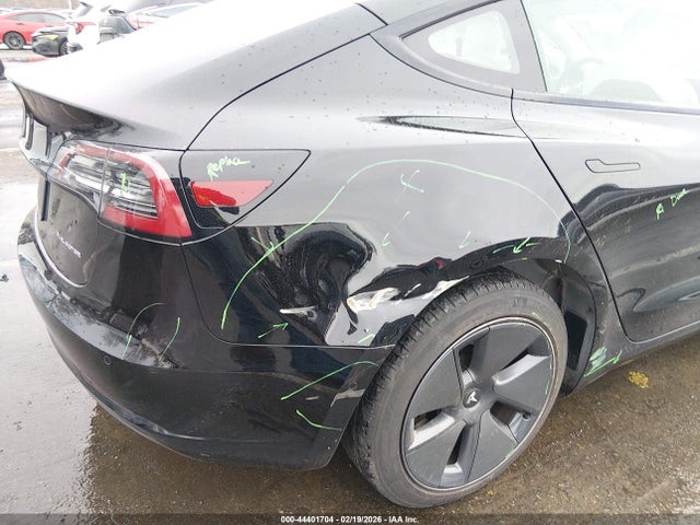 44401704 :رقم المزاد ، 5YJ3E1EB5MF093751 vin ، 2021 Tesla Model 3 Long Range Dual Motor All-wheel Drive مزاد بيع
