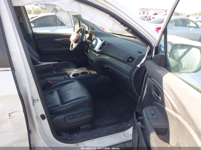 2020 HONDA RIDGELINE 5FPYK3F57LB000060 Photo 4