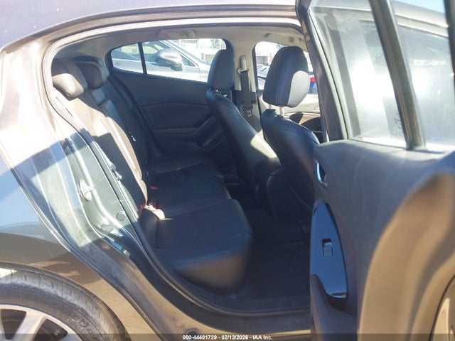 JM1BN1M35H1122198 Mazda 3