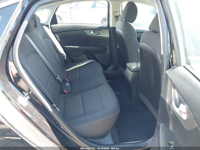 KIA FORTE FE 2019 3KPF24AD2KE106747 Image 8