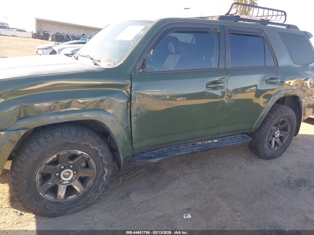 2022 TOYOTA 4RUNNER JTETU5JR8N6071555 Photo 5