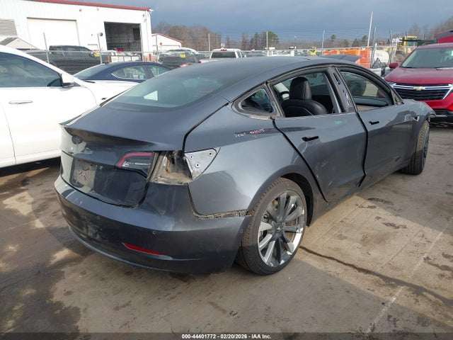 Продаж на аукціоні авто 2018 Tesla Model 3, vin: 5YJ3E1EA2JF005970, номер лоту: 44401772