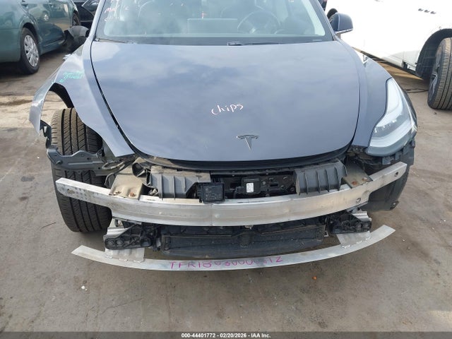 Продаж на аукціоні авто 2018 Tesla Model 3, vin: 5YJ3E1EA2JF005970, номер лоту: 44401772