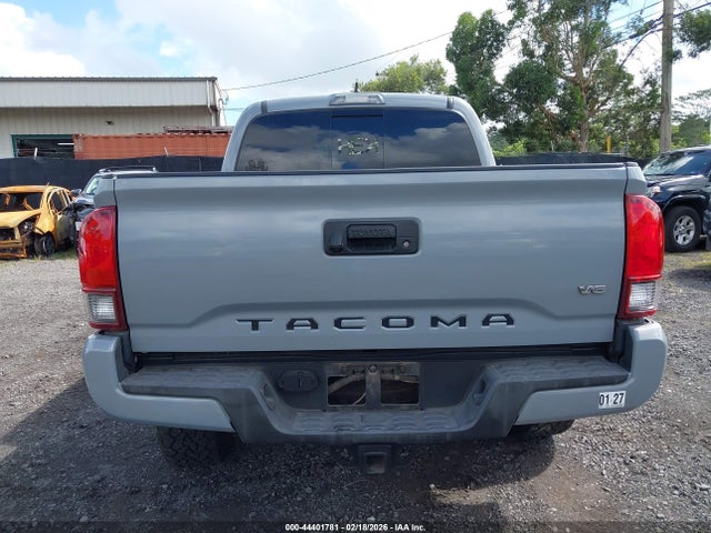 5TFCZ5AN9JX159635 Toyota Tacoma Sr5 V6