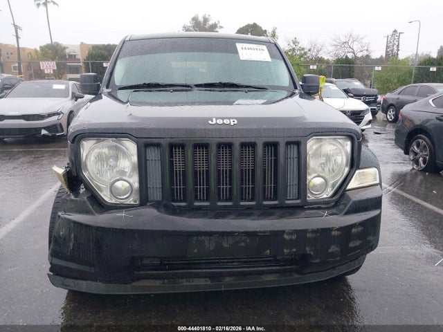 44401810 :رقم المزاد ، 1J4PN2GK7BW551930 vin ، 2011 Jeep Liberty Sport مزاد بيع