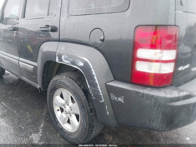 44401810 :رقم المزاد ، 1J4PN2GK7BW551930 vin ، 2011 Jeep Liberty Sport مزاد بيع