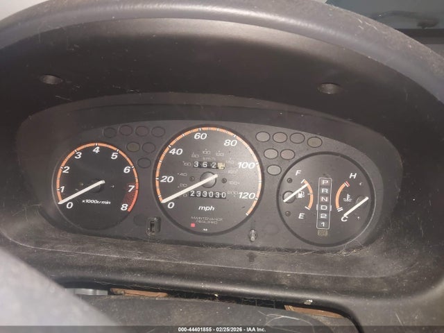 44401855 :رقم المزاد ، JHLRD2843YC002434 vin ، 2000 Honda Cr-v Lx مزاد بيع