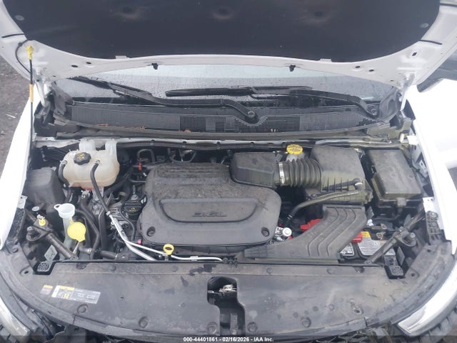 Chrysler Pacifica Limited 2025 2C4RC1GGXSR518519 Image 10