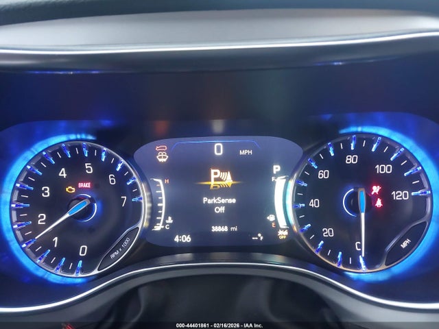 Chrysler Pacifica Limited 2025 2C4RC1GGXSR518519 Image 7
