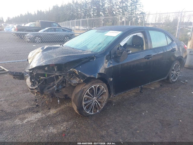 Toyota Corolla S Premium 2014 2T1BURHEXEC192302 Image 2