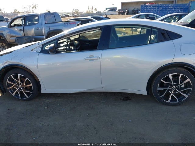 JTDACACU4R3025222 Toyota Prius Prime Xse