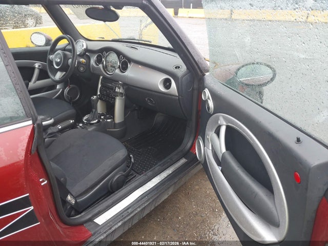 2008 MINI COOPER WMWRF33578TG18960 Photo 4