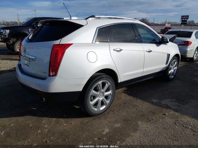 44401933 :رقم المزاد ، 3GYFNCE30FS634470 vin ، 2015 Cadillac Srx Performance Collection مزاد بيع