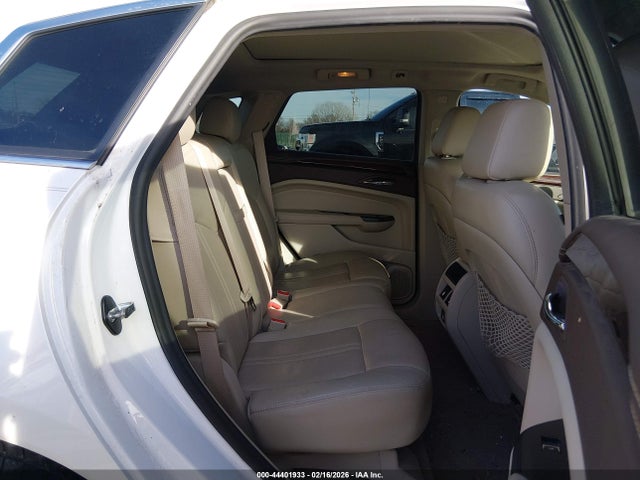 44401933 :رقم المزاد ، 3GYFNCE30FS634470 vin ، 2015 Cadillac Srx Performance Collection مزاد بيع
